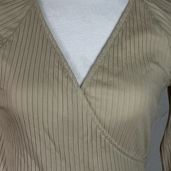 Universal Thread Beige Ribbed Blouse - Picture 5 of 5